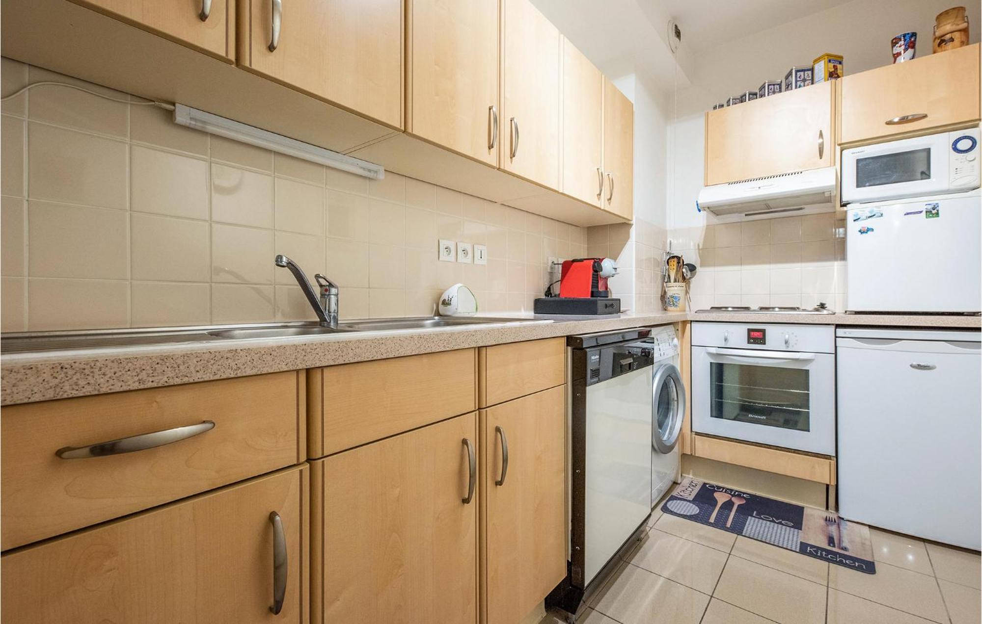 Gorgeous Apartment In Royan With Kitchen Ngoại thất bức ảnh