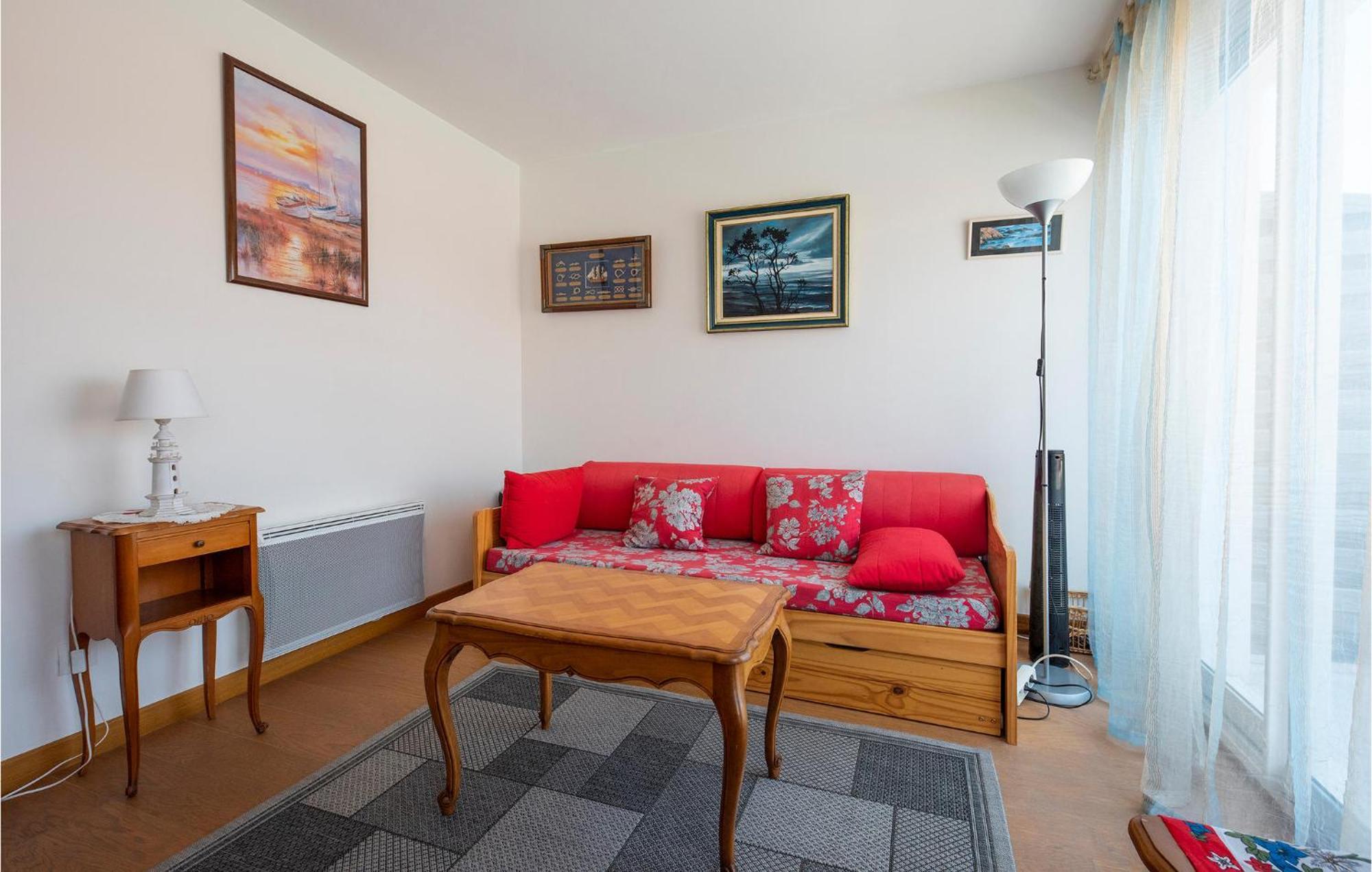 Gorgeous Apartment In Royan With Kitchen Ngoại thất bức ảnh
